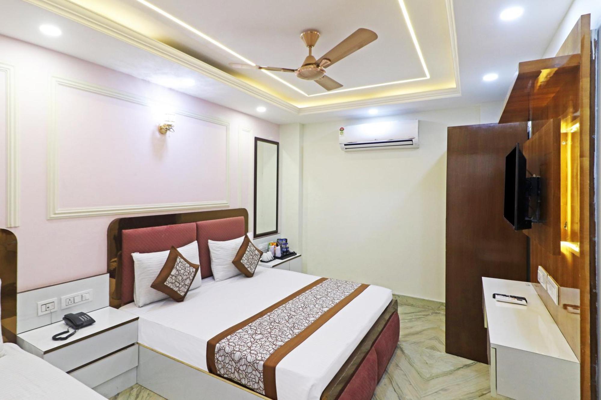 Hotel Samrat Residency 10 Mints Walking Distance Nizamuddin Railway Station Yeni Delhi Dış mekan fotoğraf