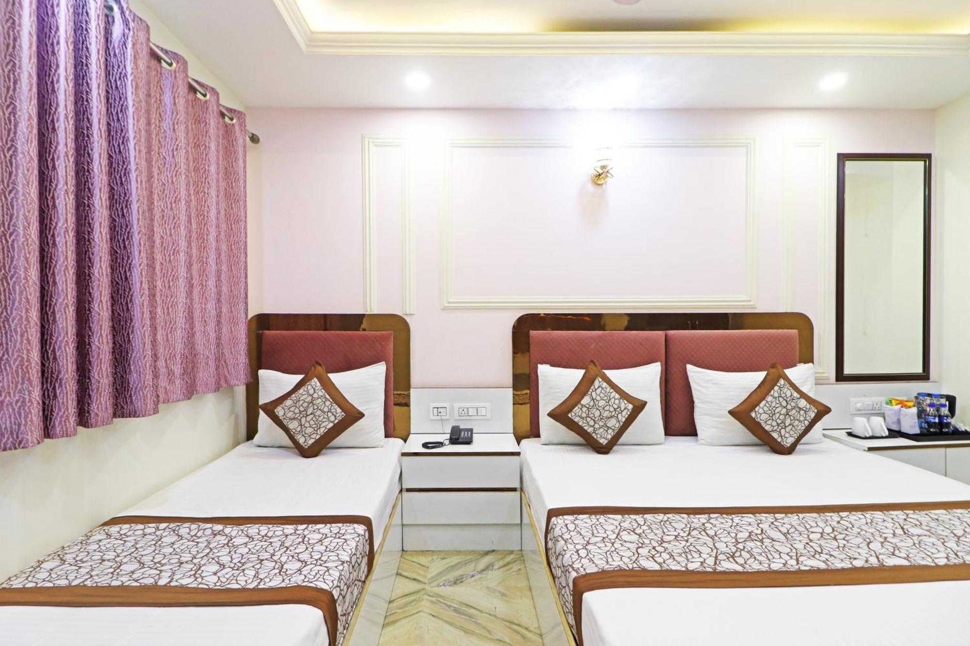 Hotel Samrat Residency 10 Mints Walking Distance Nizamuddin Railway Station Yeni Delhi Dış mekan fotoğraf
