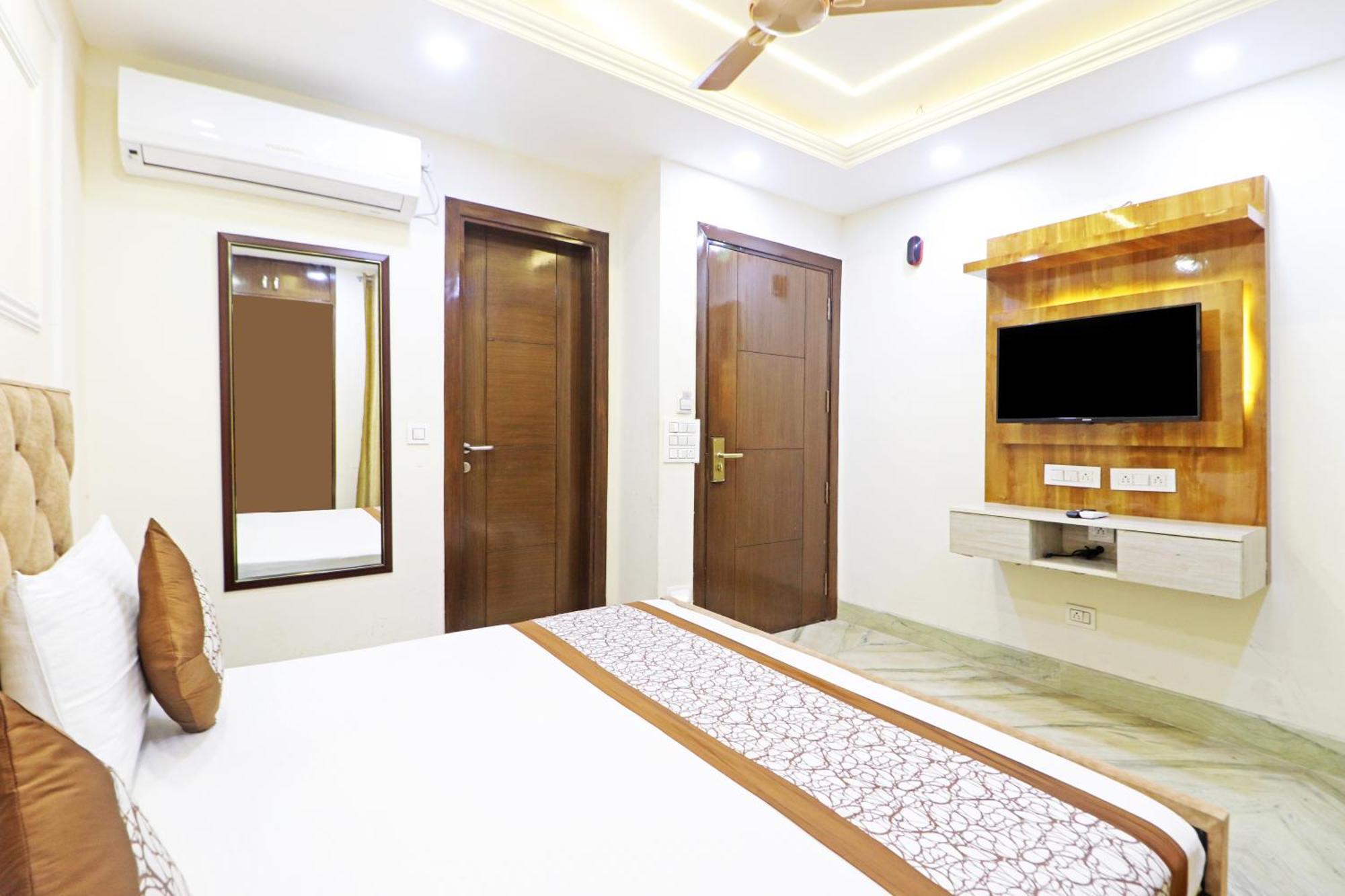 Hotel Samrat Residency 10 Mints Walking Distance Nizamuddin Railway Station Yeni Delhi Dış mekan fotoğraf